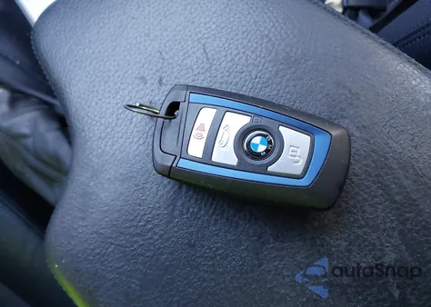 2015 BMW 335I Gran Turismo xDrive z USA, uszkodzony, nr VIN WBA3X9C58FD867973